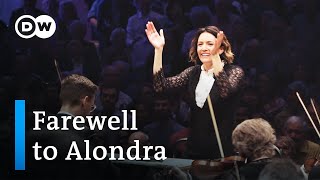 Video thumbnail of "Alondra de la Parra says goodbye to the Queensland Symphony Orchestra | Musica Maestra"