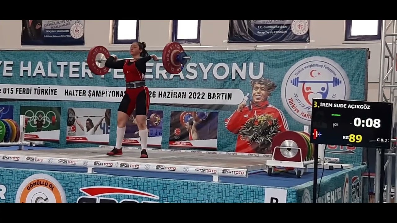 HİLALDEN ALTIN MADALYA İREMDEN GÜMÜŞ MADALYA GELDİ.