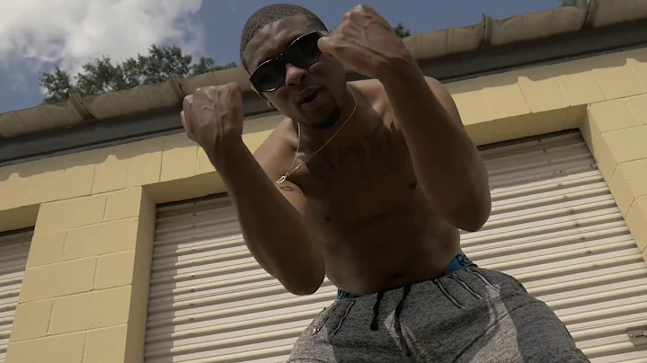 Dee Gray - Off The Muscle (Official Video)