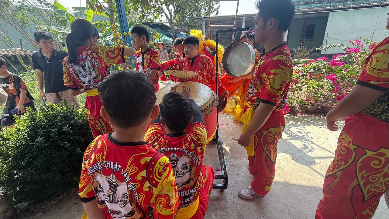 Múa Show Ngày Chủ Nhật Của Anh Em An Long Đường!!! |Tân Hoa Bình Đức| 