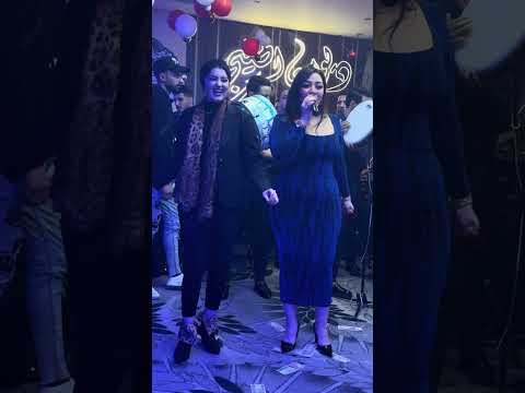 رحمة محسن ونسرين ايمن مولعين الدنيا على المسرح رحمه محسن نسرين أيمن نسرين اسند ضهرك