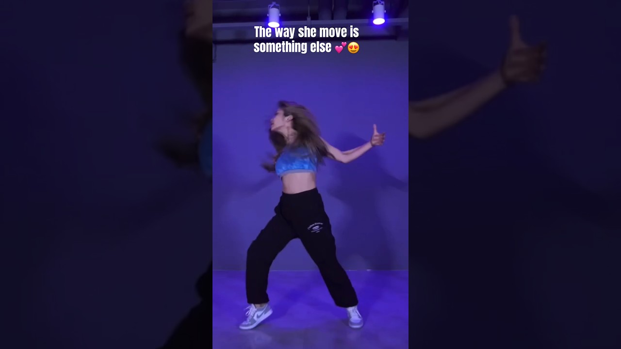 Do you want to dance like Amy Park? Everyone can learn this dance ! It is not hard at all!