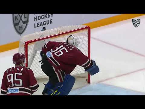 Voris stops two