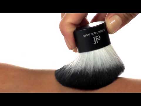 Видео: E.L.F. Студия Kabuki Face Brush Review