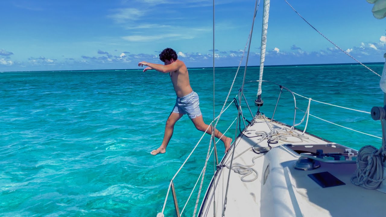 SAILING TO ONE OF THE MOST BEAUTIFUL BEACHES IN THE WORLD & CROSSING THROUGH A REEF | EP 3