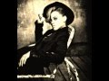 Rihanna - Red Lipstick