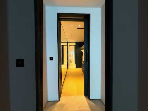 Touring a Presidential Suite in a Dubai Hotel #luxuryhomestour #dubaihotel #sheratonhotels #luxury