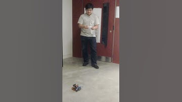 Arduino tank controlled by android phone