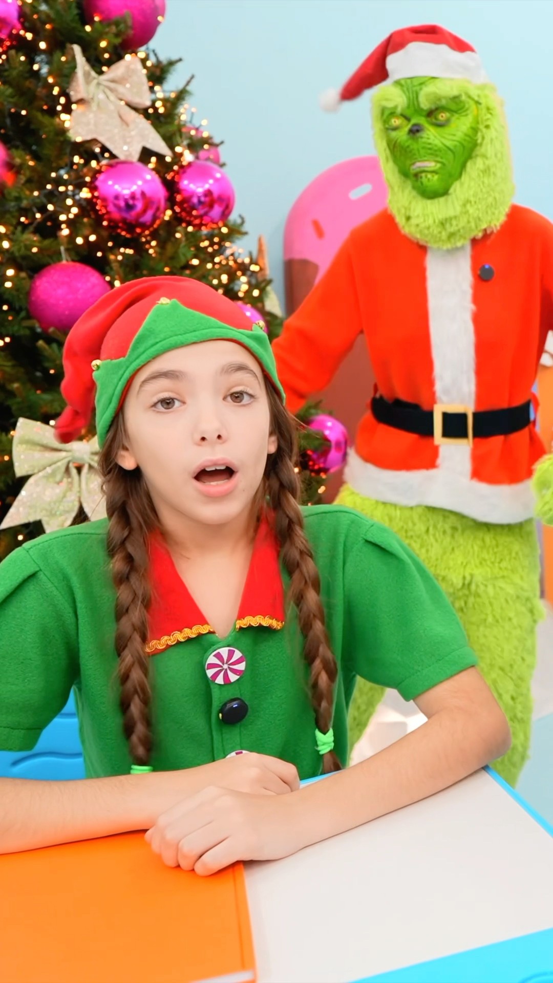Santa Teaches Kids at the Elf School