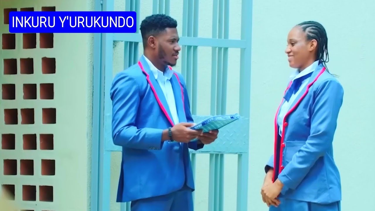 Umukire yihinduye umunyeshuri kubera urukundo yakunze umukobwa w'umukene/reba uko byagenze 