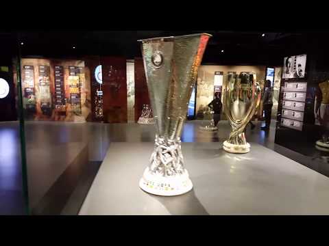 GS Müzesi | Kupalarımız | En Büyük Kupa | UEAFA | Süper Kupa |