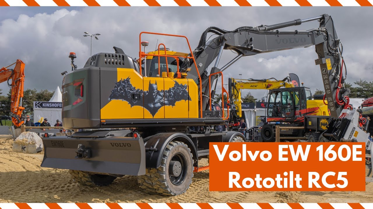 I am the Batman! Blacked out Volvo EW160E with a Rototilt RC5 at Intermat in Paris