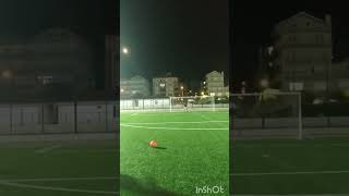 Direğe Çarpan Topun Ortaya Çıkardığı Ses Terapi Gibi