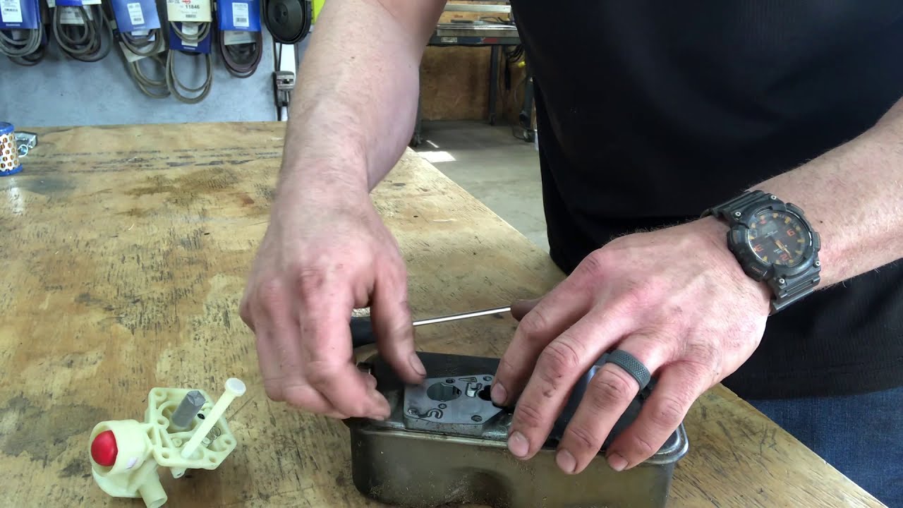 Briggs and Stratton diaphragm install.... Fix a no start or sputtering