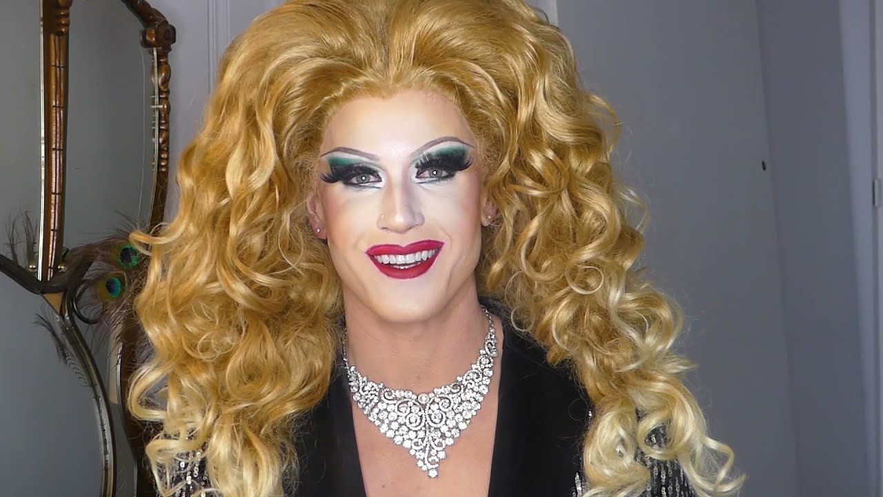 The Queen's Closet- a student documentary