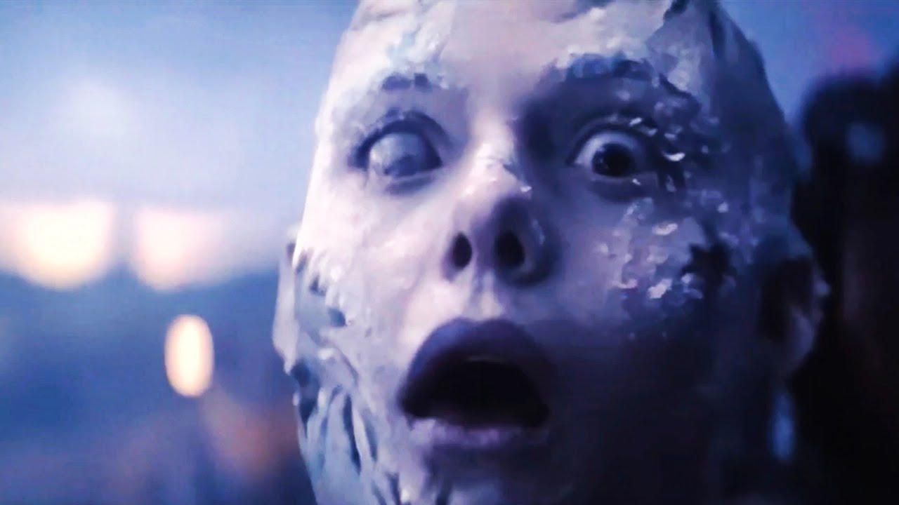 Хищник Бесплодные земли Дек против Тессы Роуг Синтетический убийца