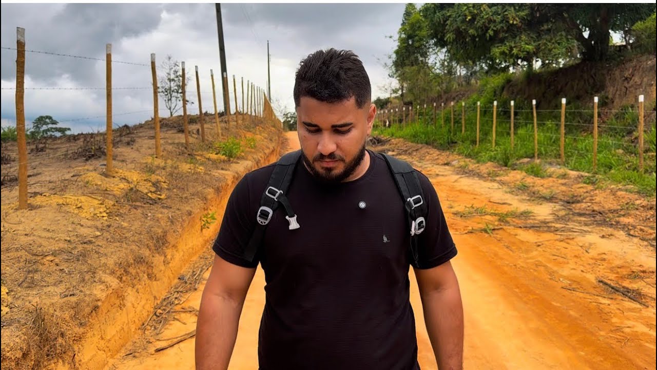 Homem Passa Três Anos Sem Ver Sua Esposa e Quando Chega Depara Ela Casado Com Outro Homem