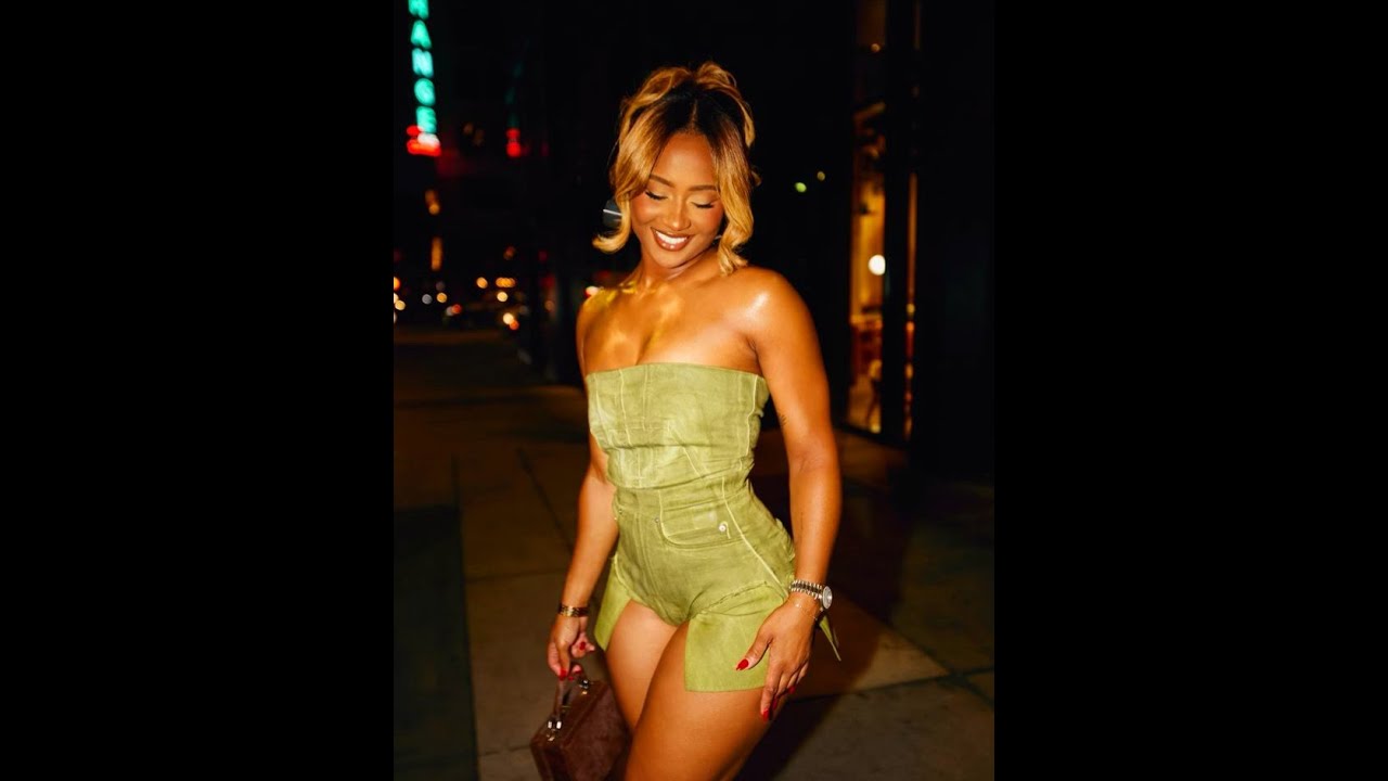 He's Taking U On A Private RondeVu😎 &Spending A Check💰He's Ready To Show U & HER😻A Good Time😘