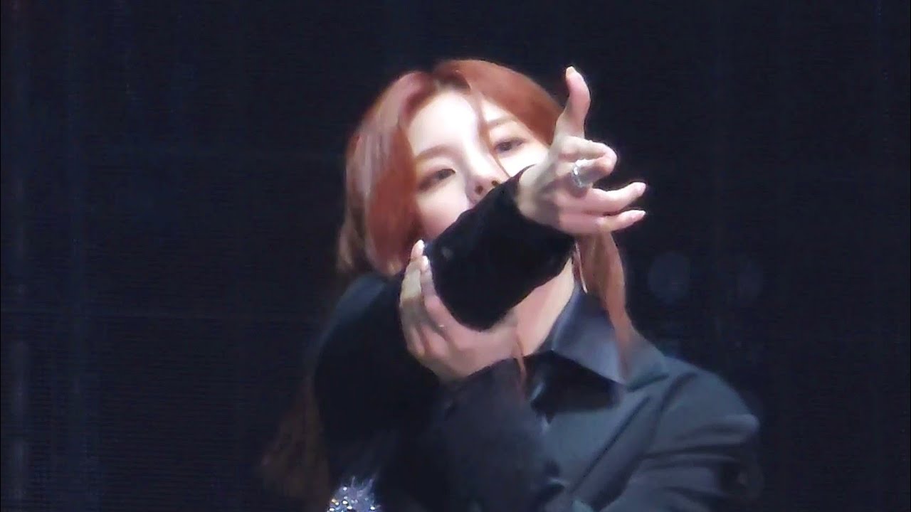 231010 ITZY 예지 - Kill Shot • TMA 더팩트 뮤직어워즈