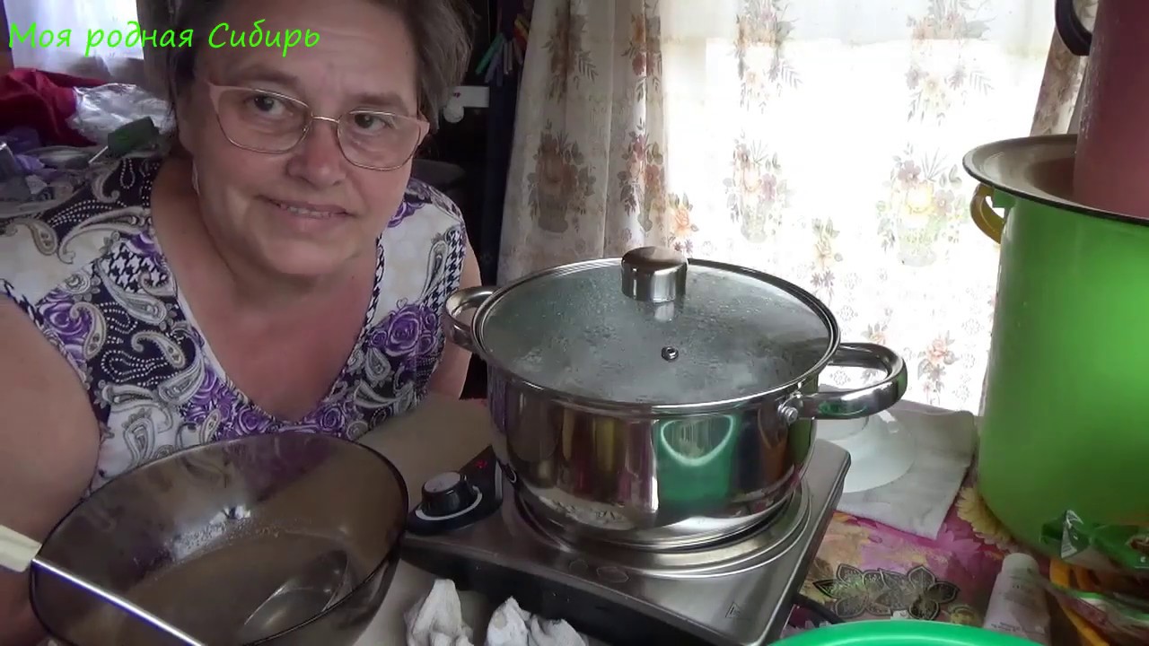 Весенний витаминный суп из крапивы и сныти.