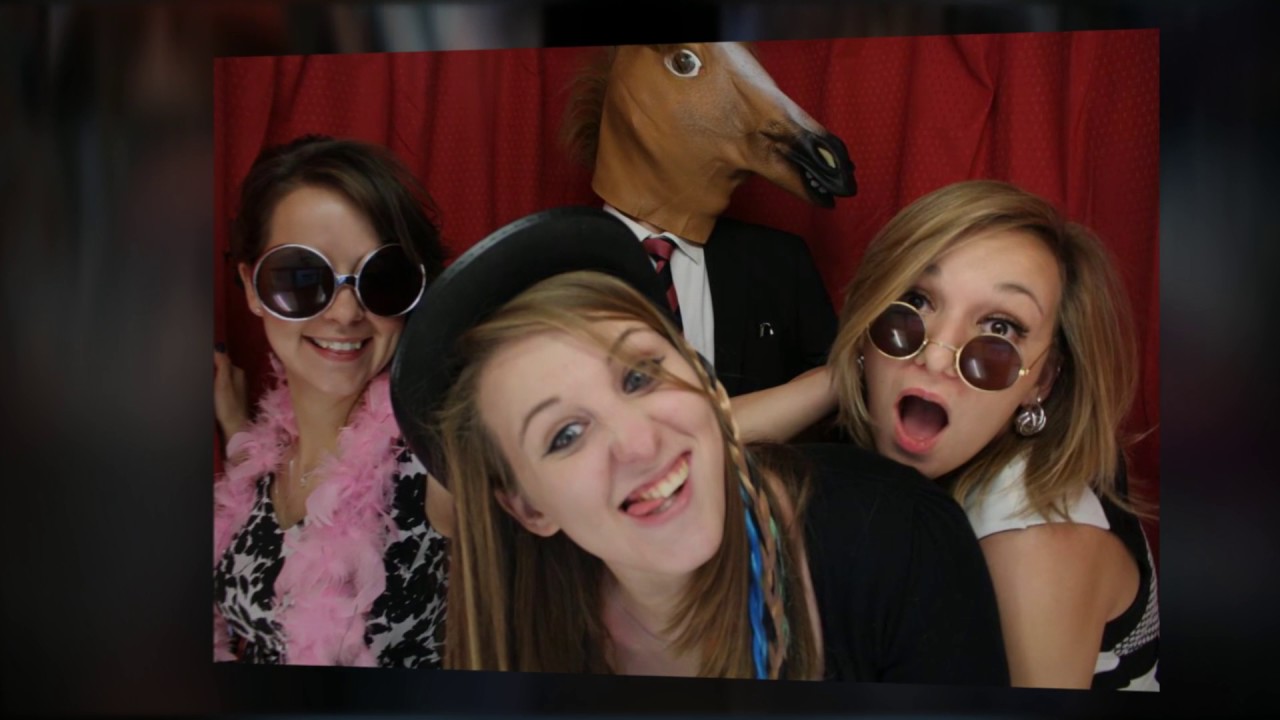 Photo Booth Hire Burnley Padiham Nelson Colne theselfiebooth.co.uk