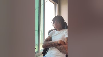 Autumn on Instagram live previewing a new song 7/19/23 @twinuzis