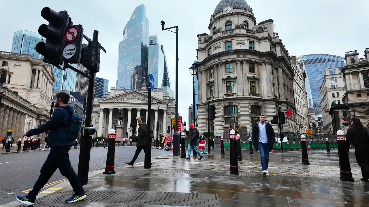 [4K] Bank | City of London Skyscrapers | Morning Rain | Walking Tour