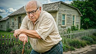 Famous Danny DeVito Is Now 80, How He Lives Is TRAGIC! Profile