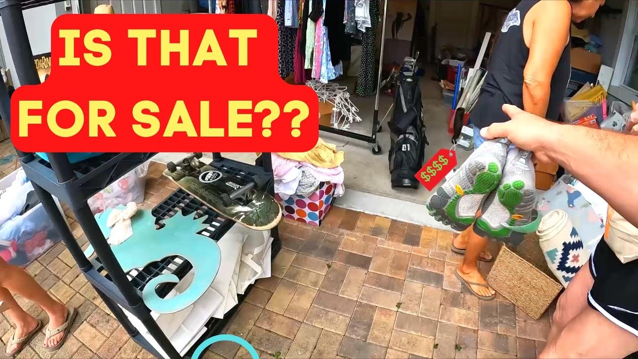 Ultra rare SCORE SPOTTED in the GARAGE at this yard sale! - YouTube