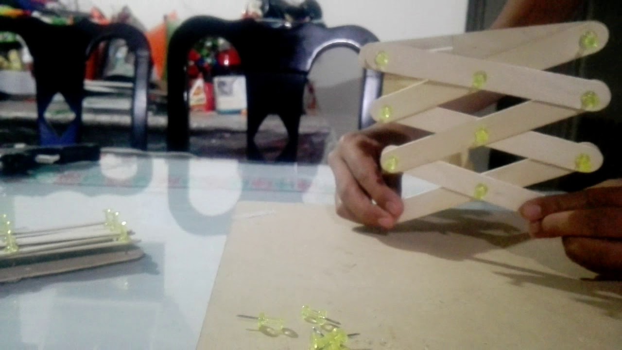 Gato Hidraulico Con Palitos De Paleta