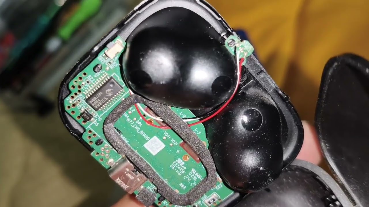 Detailed teardown:Redmi Buds 5:Not able to factory reset from the case switch 😞😕