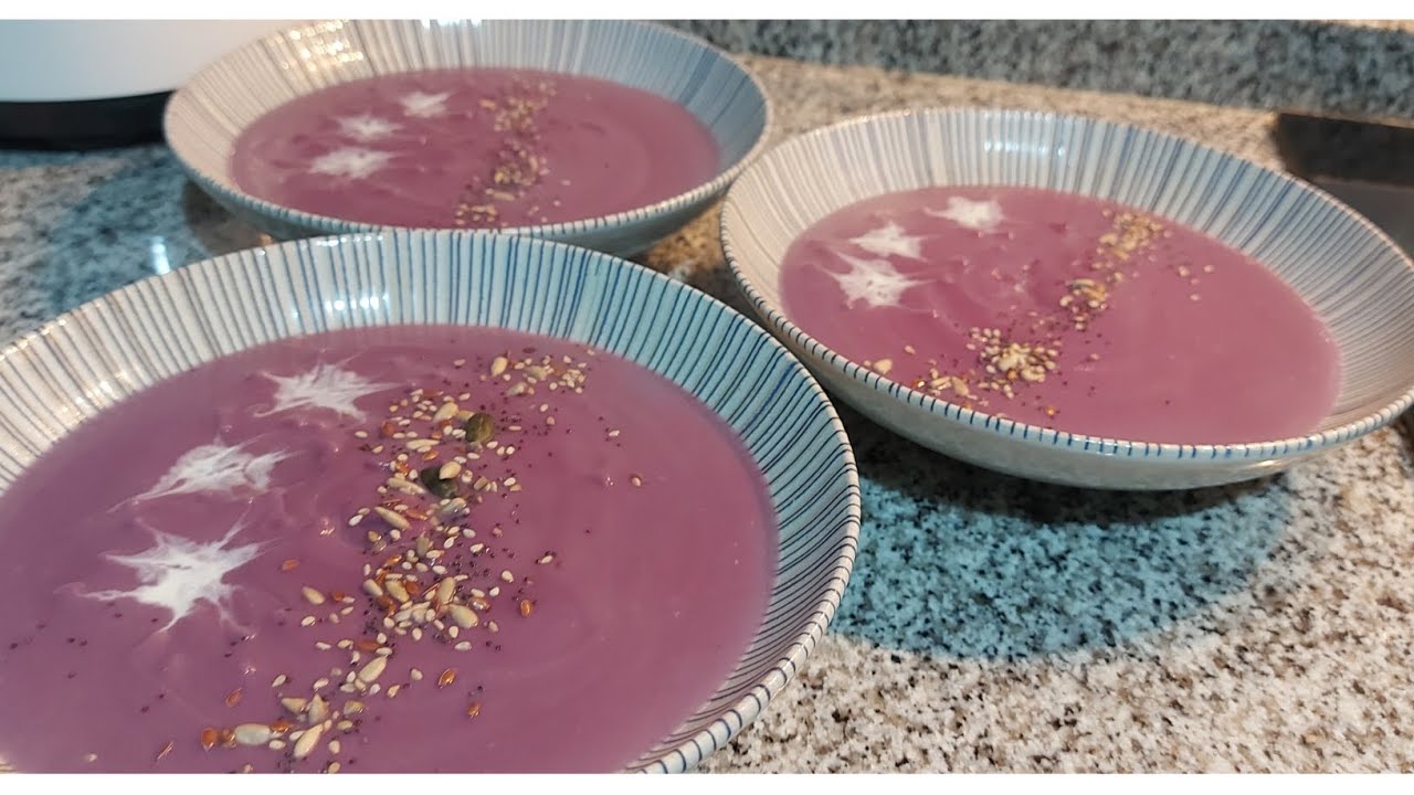 صوبة الملفوف الأحمر و التفاح جد لذيذة وساهلة التحضير،crema de lombarda y manzana muy rica y fácil 