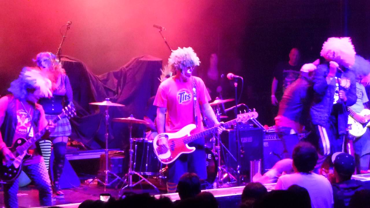 The Yeastie Boys - Urban Clown