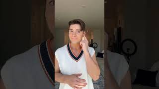 Has this happened to you? #Comedy #POV #Funny #AirPods #Headphones #Friends #relatable