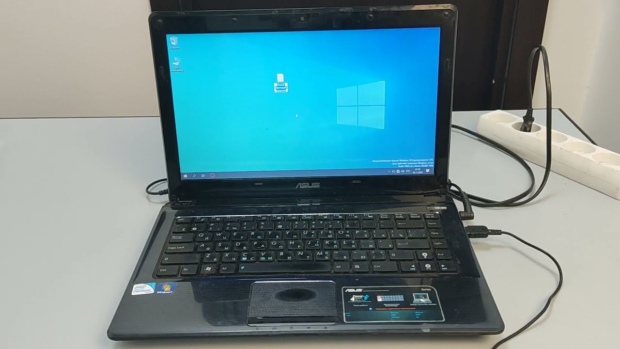 Ноутбук Asus A42F