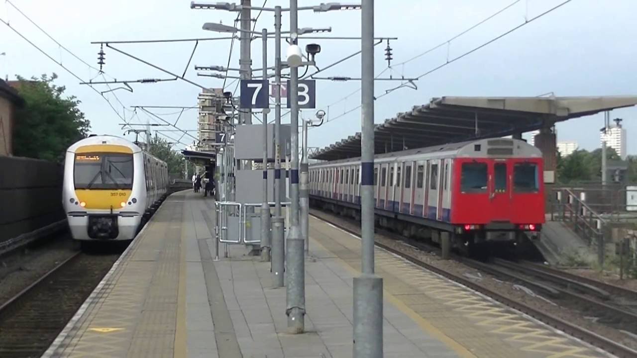 Trains at West Ham 27/08/16