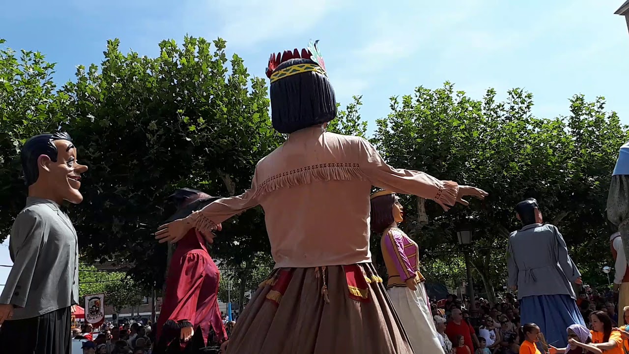 Gigantes y Cabezudos Alcalá De Henares  Ferias 2018(5)