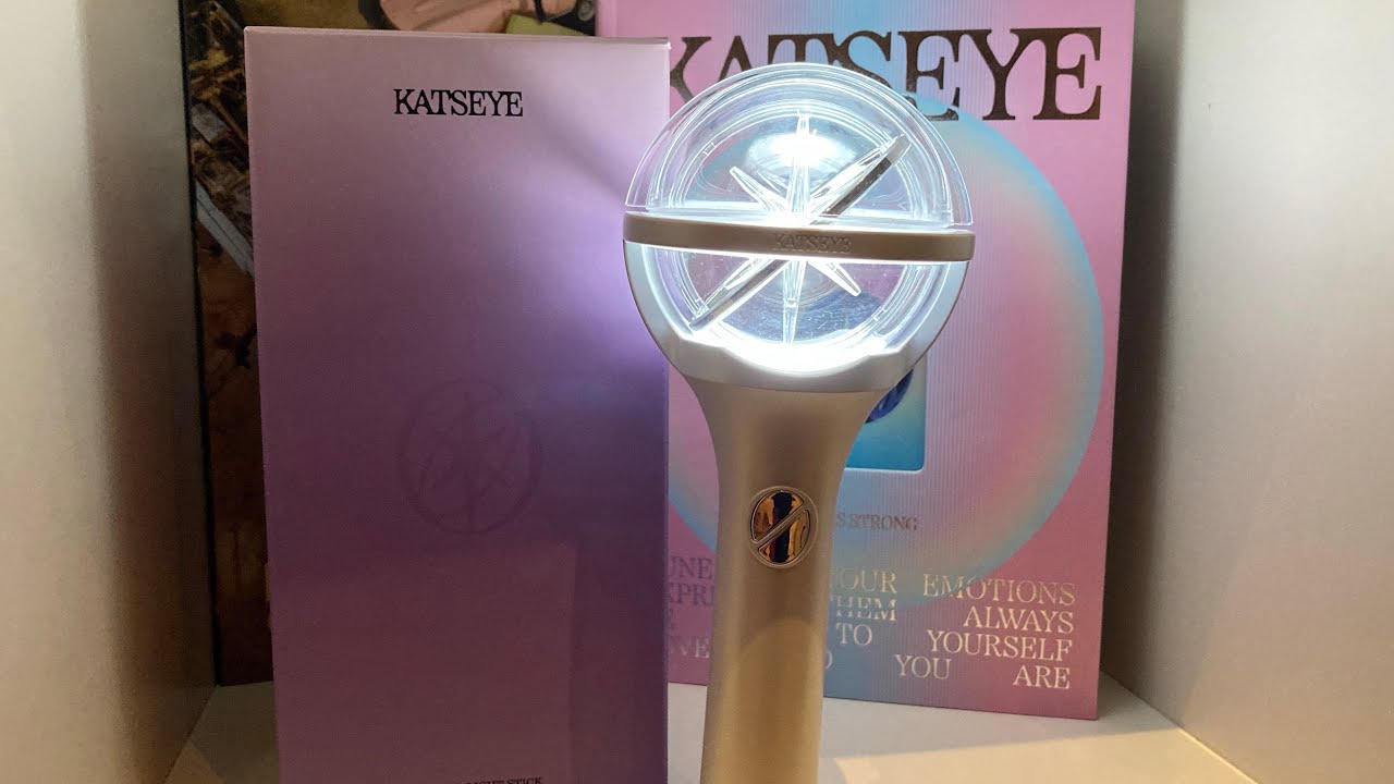 Katseye lightstick unboxing - YouTube