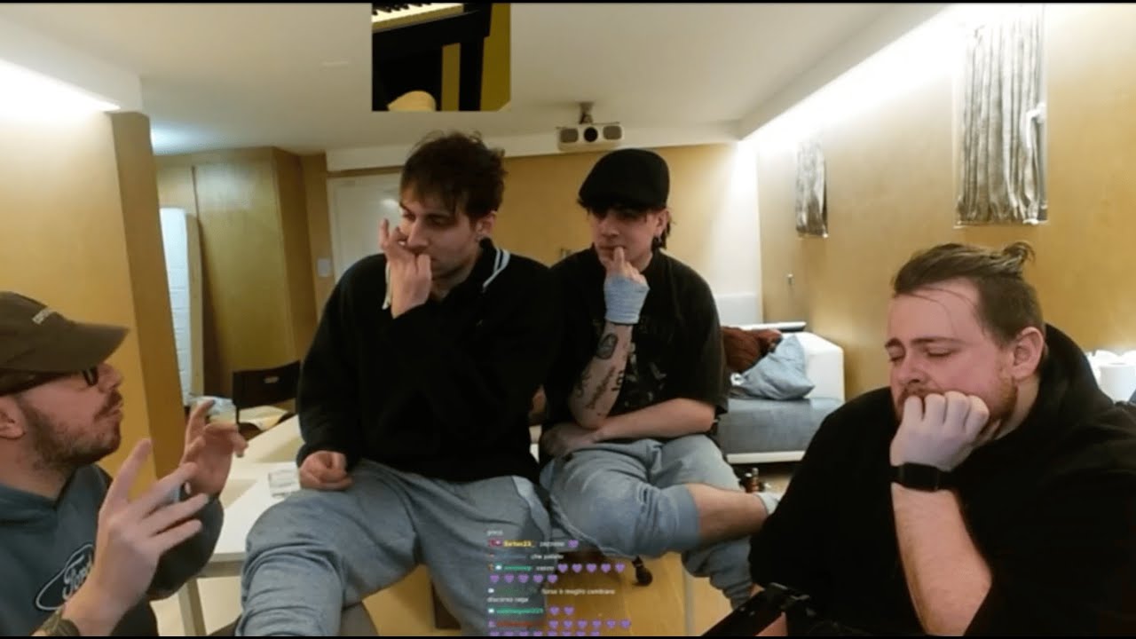 Zazzone si commuove in live 🥹❤️