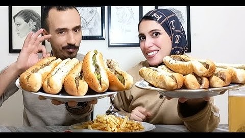 تحدى اكل اكبر عدد من السندوتشات سجق وكبده: تجربة مثيرة