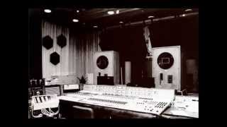 Download Lagu ①raining through the sunshine / Tatsu 1980 01 23 MP3