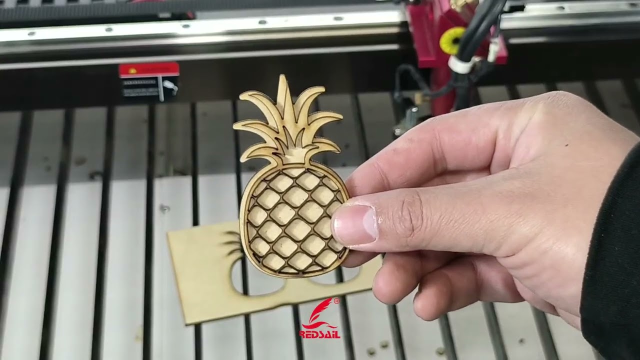 Redsail X1390C Laser Machine | High-Detail Acrylic Portrait Engraving Demo