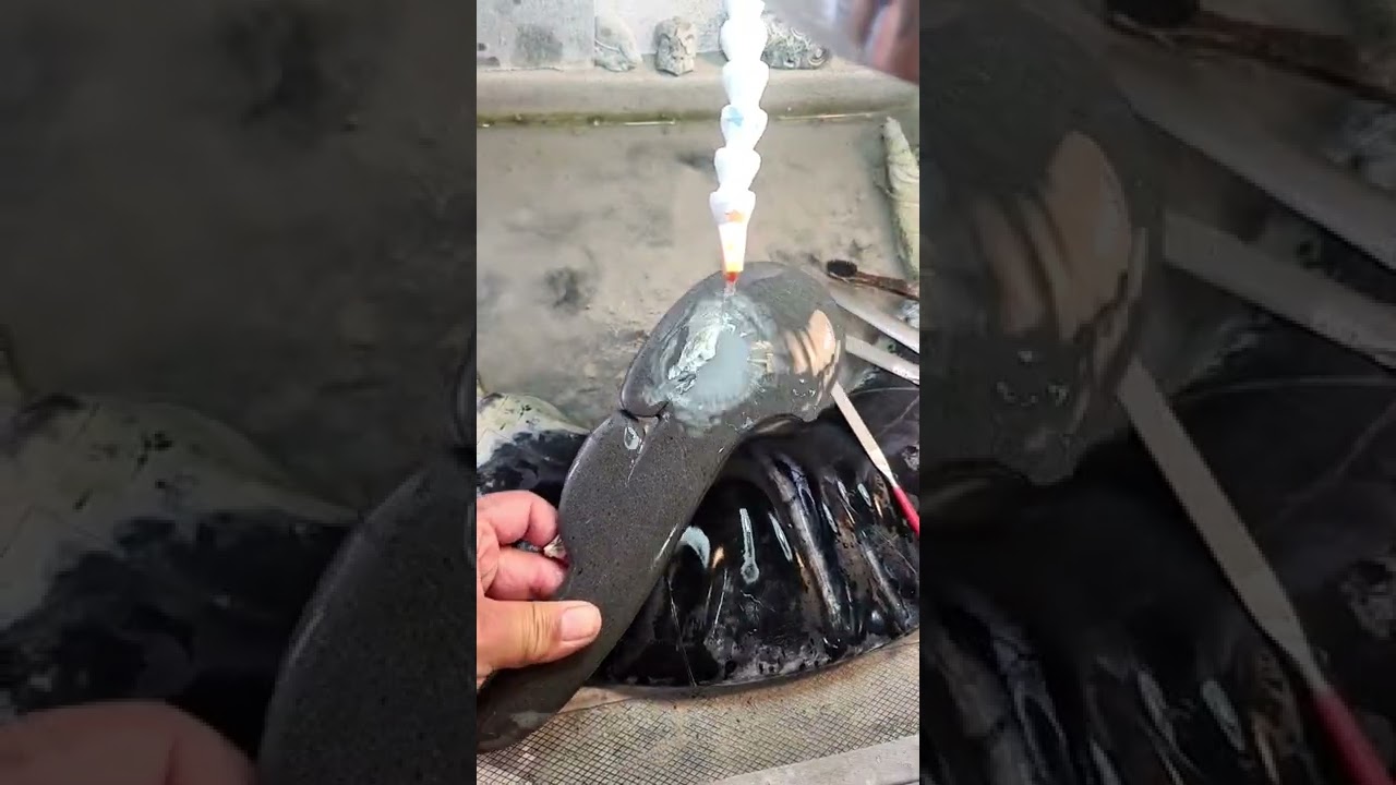 Wahaika Õnewa, hand club used in close battle. contemporary style.