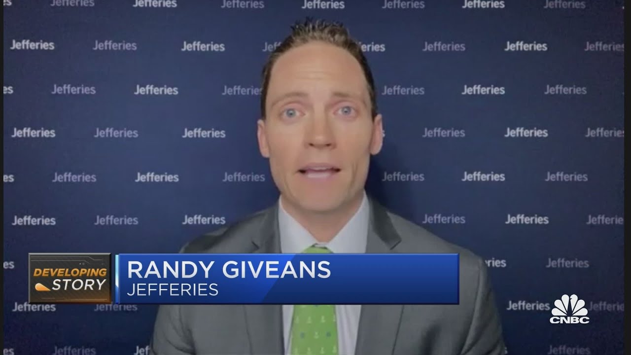 About 4-6% of the global tanker fleet is 'untouchable' due to the Russia-Ukraine crisis: Giveans