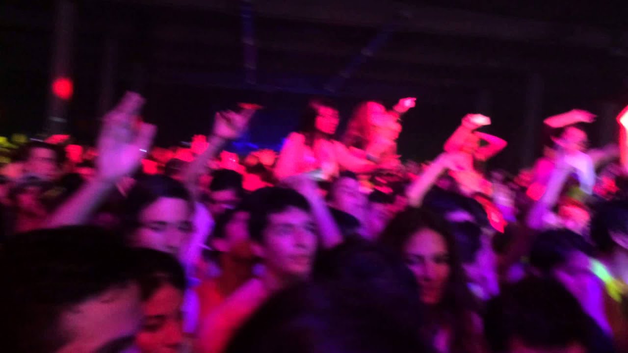 Martin Garrix - ID @Creamfields Chile 2014