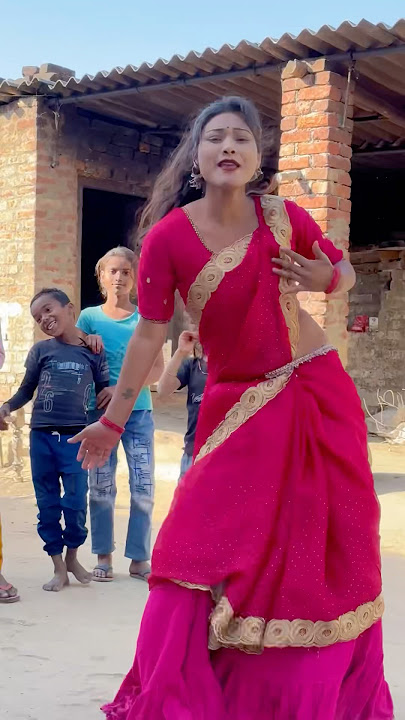 Bhatar mera holi main #bhojpuri #viralmusic #khesarilalyadav #sorts #newsong