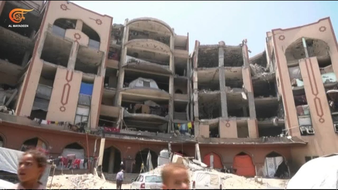 الجامعة الإسلامية في غزة تتحوّل من صرحٍ أكاديمي إلى مأوى للنازحين