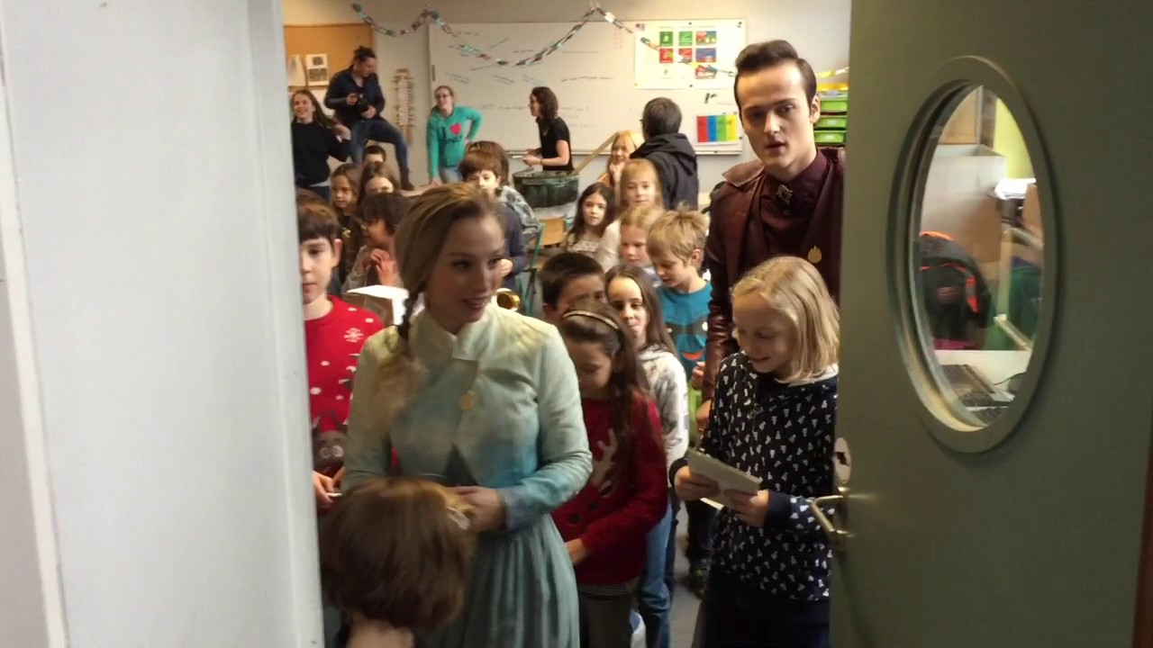 Vlad en Keelin bezoeken de koekenbakkers!