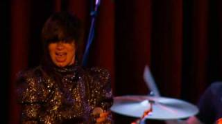 2/16 Yeah Yeah Yeahs - Black Tongue @ The Fillmore 2004