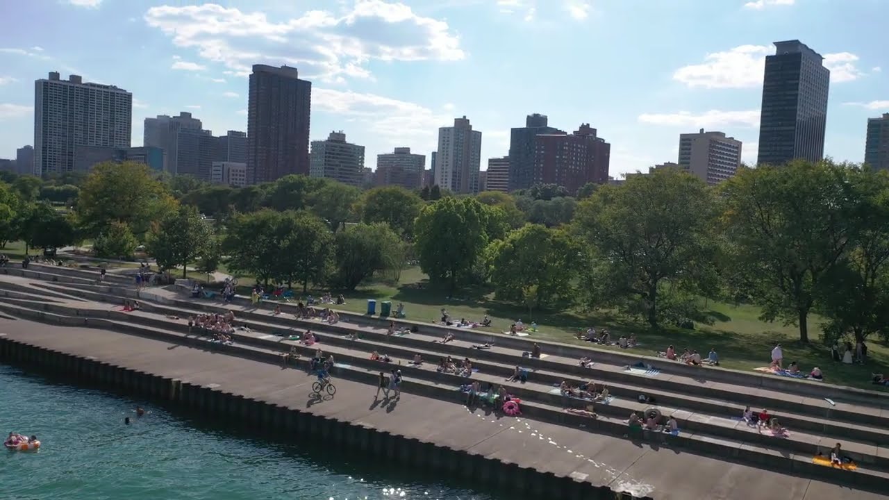 Chicago Lake Michigan 9/29/25 Gorgeous Day Hot Bikini Bodies Lincoln Park Drone Lakefront Trail